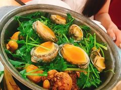 -芳村榕树头叹佬鸡煲(体育西店)