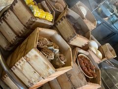 -大中华希尔顿酒店-念自助餐·嗨啤·小龙虾