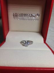 威德钻石-克拉钻专家&D色大本营-威德钻石-克拉钻大本营(南京东路店)