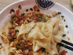 -左左香老潼关肉夹馍(龙山一路店)