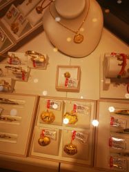 -老庙黄金(龙之梦购物公园店)