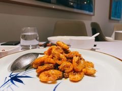 油爆小河虾-屋里厢上海菜馆