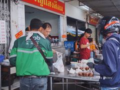 -Kha Mu Charoensang(Silom)