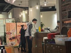-莲餐厅·湖北菜·藕汤是头牌(愚园路店)