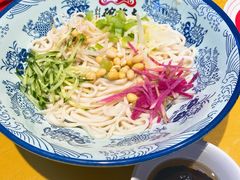炸酱面-大海碗·炸酱面·烤鸭·京菜(天坛店)