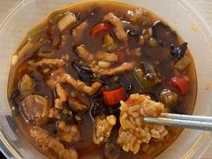 鱼香锅巴肉丝-刘胖子家常菜·蹄花焖藕(兴业店)