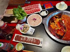 -大龙辣火锅·龙虾·烧烤(湖滨新天地店)