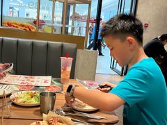 -必胜客(上地华联店)