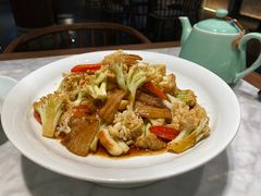 有机菜花炒五花肉-泰钰丰烤鸭.天津菜(开发区店)