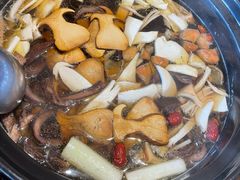 -滇野云南野生菌餐厅(陕西南路店)