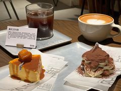 拿铁-fishtank鱼缸咖啡(三山街店)