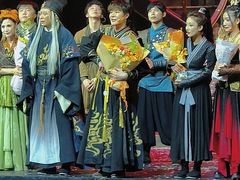 -交通银行前滩31演艺中心