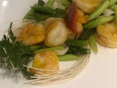 港式芦笋炒虾仁-泰悦一品·粤菜·烤鸭·茶点(金融街店)
