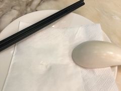 -港丽餐厅(正大店)