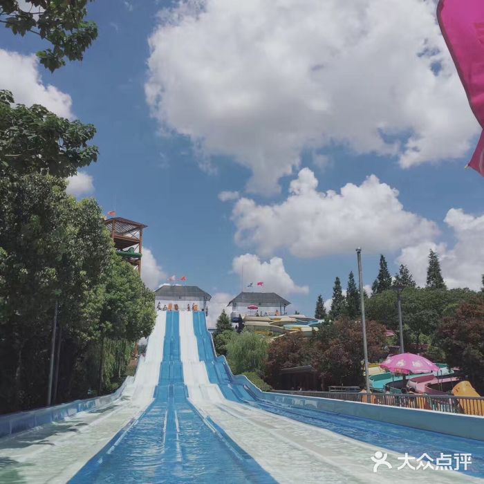 热带风暴水上乐园赞赞滴图片