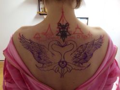 -Black Tattoo Studio