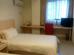 -锦江之星(广州海珠江泰路地铁站店)