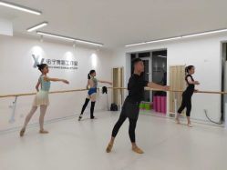 -佑宁舞蹈工作室
