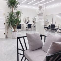 -Moyue HAIR SALON