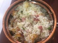 -姚记抚仙湖石锅鱼庄