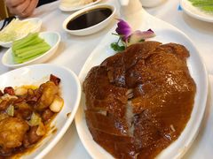 特色烤鸭-九花山烤鸭店