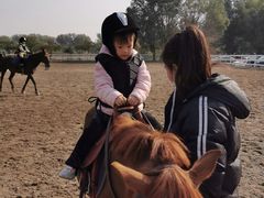 -月河湾马术俱乐部(朝阳店)