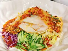 面筋拌凉皮-九十九顶毡房(阜石路店)