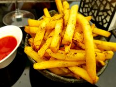 黑松露薯条-上海和平饭店华懋阁 Cathay Room