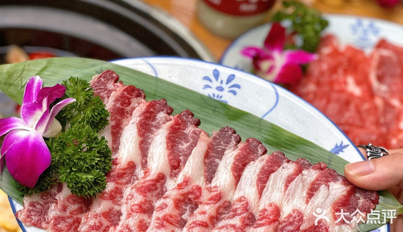 东莞探店｜巨好吃的正宗潮汕石橄榄鸡煲‼️炫起来
