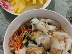 -媛媛家秘制鸡丝凉皮(陆慕店)