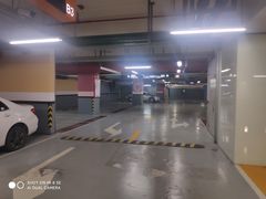 -恒基名人购物中心·停车场
