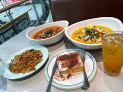 -雍哲港式餐厅(现代广场店)