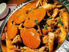 -胖哥俩肉蟹煲(万国店)