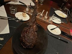 -恰餐厅及酒吧 CHAR Bar & Grill (北京丽都皇冠假日店)