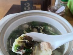 砂锅馄饨-吴淞老街砂锅馄饨(北兴路店)