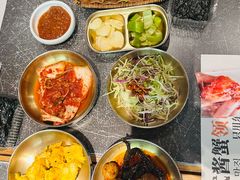-草家酱蟹炭火烤肉店(珲春南路一店)