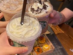 -星巴克臻选(上海淮海百盛购物中心店)