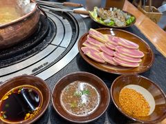 -阿山卓·野生菌火锅·纳西火塘烤肉