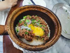 窝蛋牛肉煲仔饭-红星光发煲仔饭(大石街店)