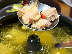 -云海肴·汽锅鸡·云南代表菜(天山百盛优客店)