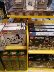 -乐高品牌旗舰店(人民广场店)