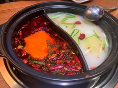 -串门邻居串串火锅(云南南路店)