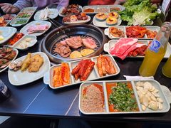 -梨花自助烤肉(西三旗万象汇黑金店)