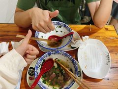-叶新小吃店(来凤小区总店)
