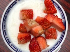 -周大娘牛乳(旧寨古村总店)