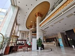 -誉兴大酒店(昆山高铁南站柏庐南路店)