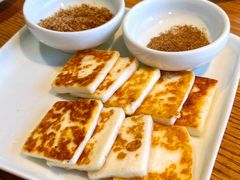 瓦片烤云腿乳饼-一坐一忘云南菜(三里屯店)