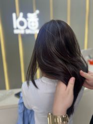 点击看大图 -十六番发型师事务所