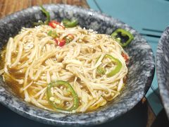 -八月美食小馆(银泰城总店)