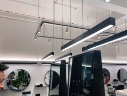 -卓梵美发·精品Salon